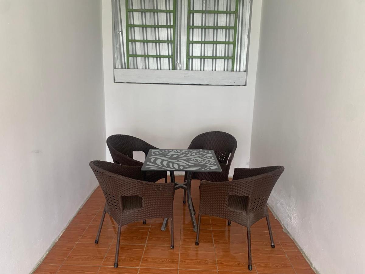 Vang Vieng Lily Backpackers Hostel Екстериор снимка