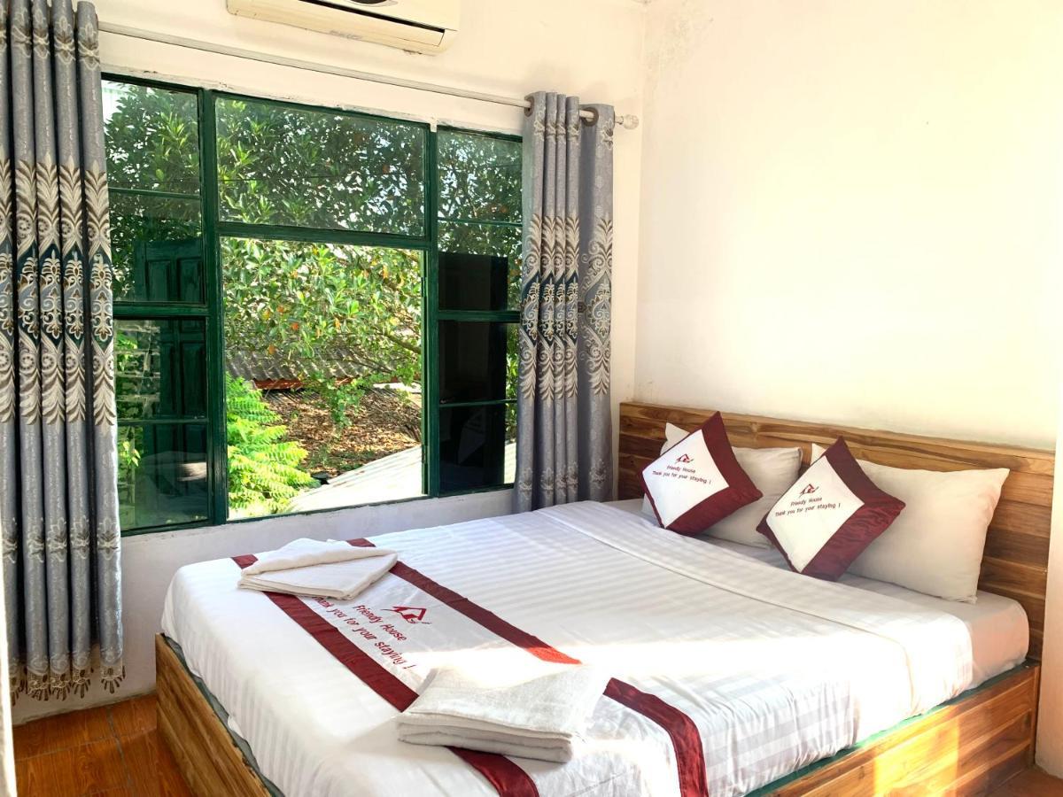 Vang Vieng Lily Backpackers Hostel Екстериор снимка